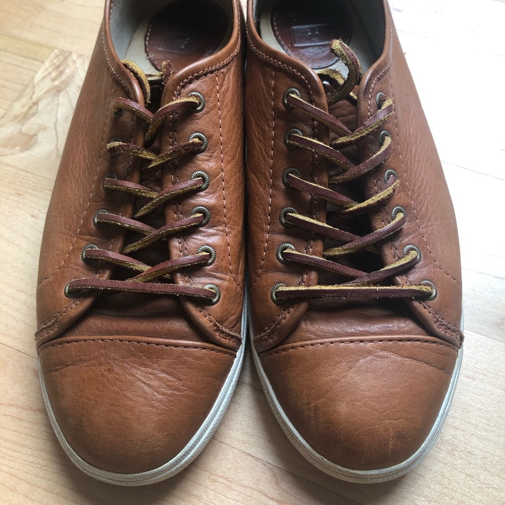 Frye leather low lace up sneaker